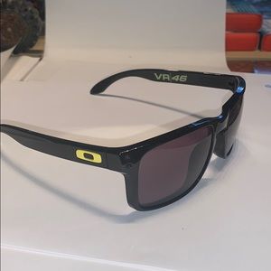 oakley holbrook vr 46